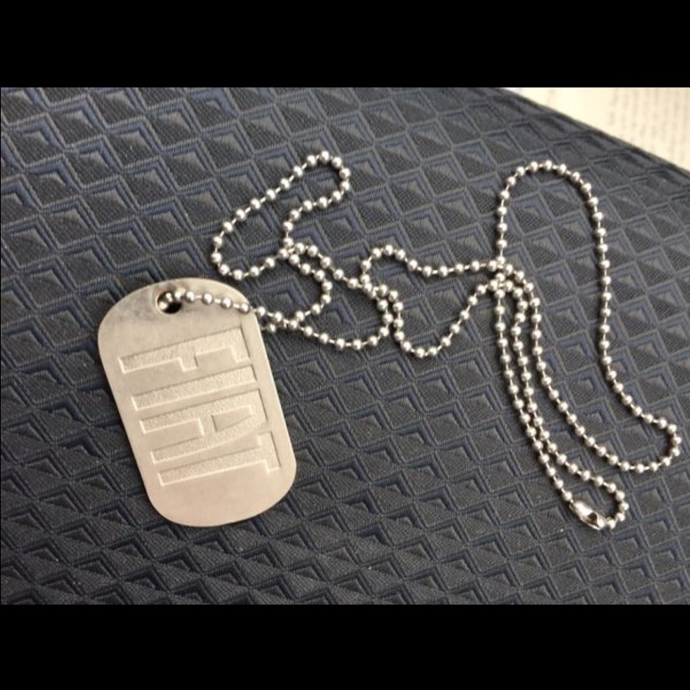 Fiat dog tag necklace